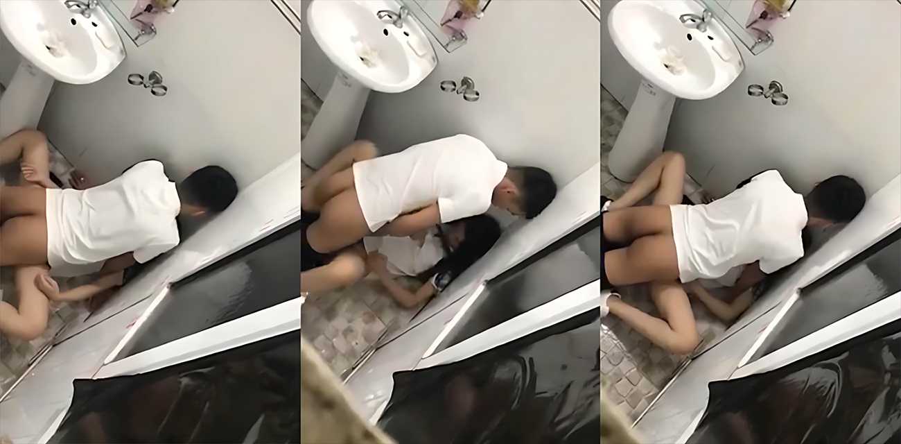 同学聚餐激情打炮，小哥灌醉女同学厕所缠绵被围观，下身全裸猛烈狂干尺度拉满